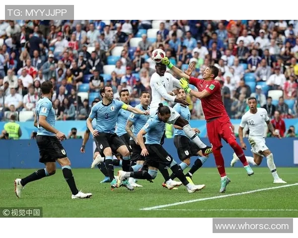 法国与乌拉圭足球对决精彩瞬间图片回顾与分析